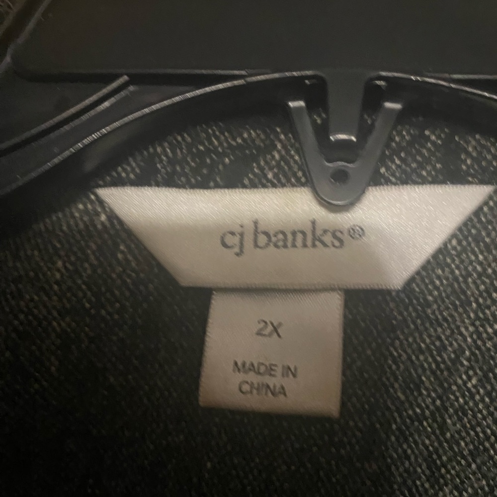 CJ Banks, black and gray zippered vest size 2X